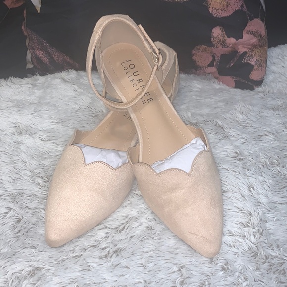 Journee Collection Shoes - Stylish Ladies Flats